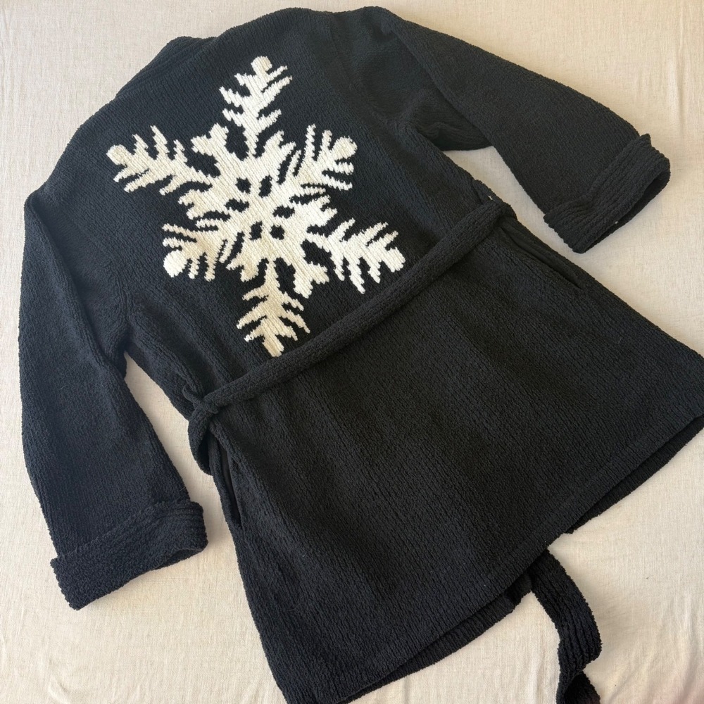 Victorias Secret Snowflake Robe Black White Knit Plush Belted XS/S 167807-201
